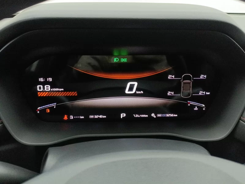 5 2024 immagine di auto #16