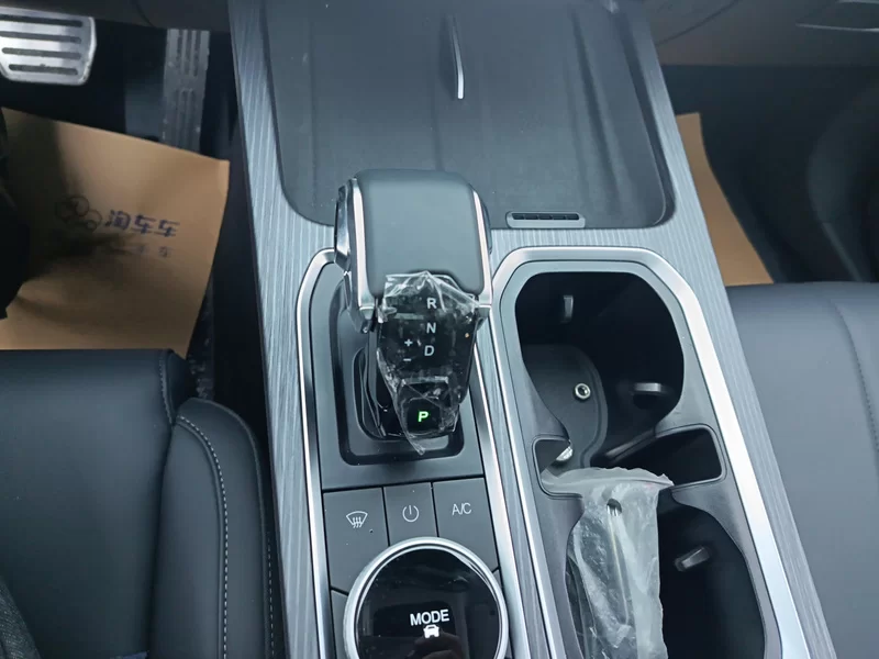 Chery Exploration 06 2024 car image #16