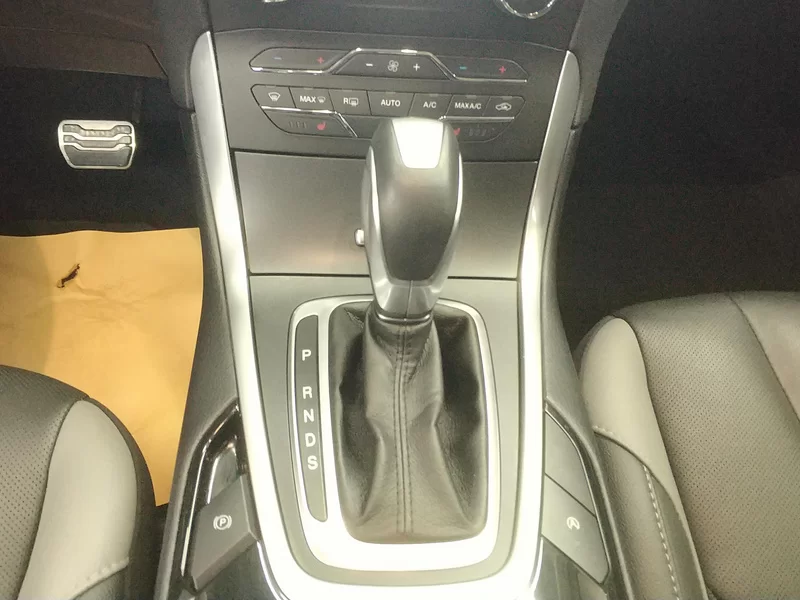 Ford Edge 2019 car image #16