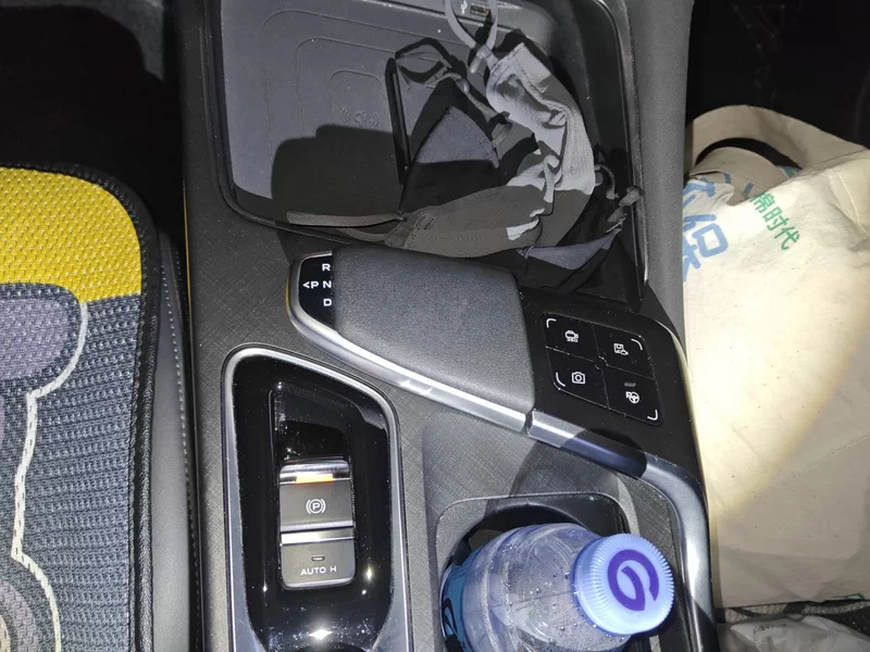 Changan UNI-T 2022 car image #16