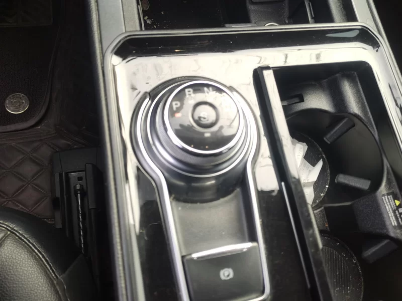 Ford Edge 2020 صورة سيارة #16