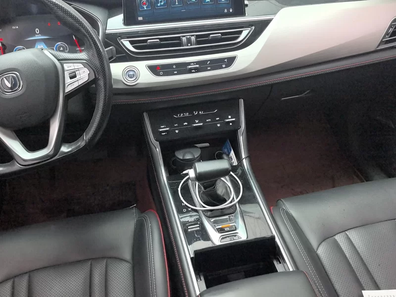 长安 长安CS75 2018 汽车图片 #16