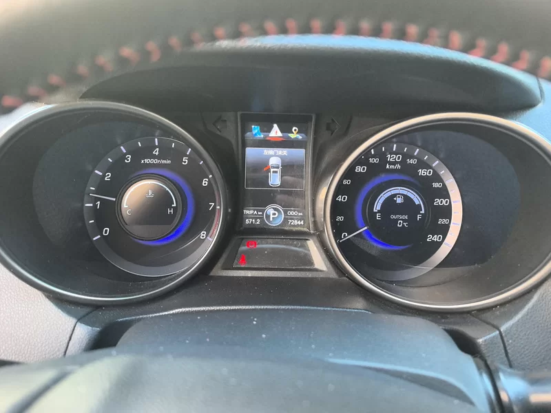 长安 长安CS75 2016 汽车图片 #16