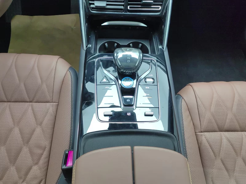 BYD 2023 #16 BYD 2023 immagine di auto #16