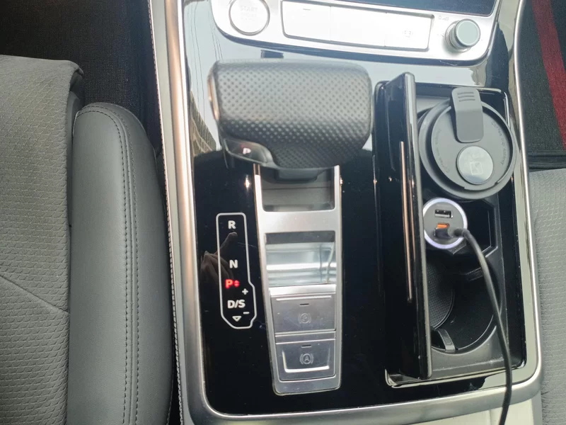 Audi Q8 2020 #16 Audi Q8 2020 car image #16