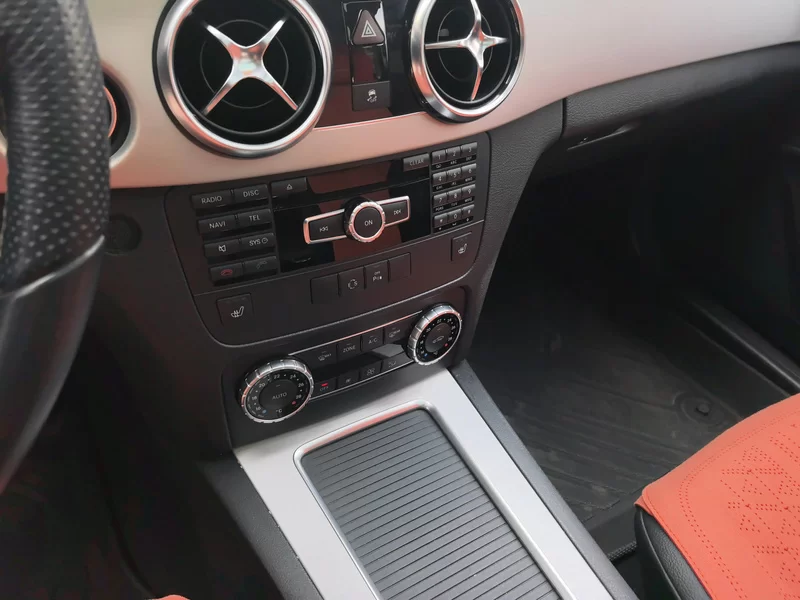 Mercedes-Benz GLK Class 2014 صورة سيارة #16