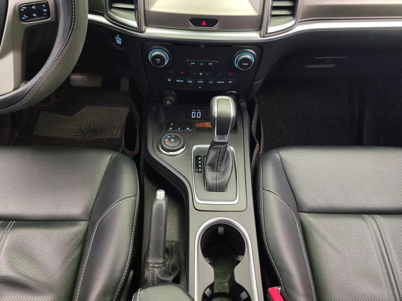 Ford Everest 2020 imagen de coche #16