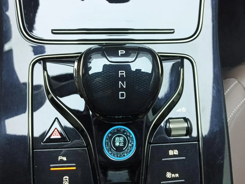 BYD 2024 car image #16