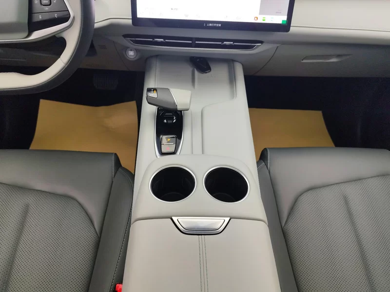 Changan UNI-Z 2024 car image #16