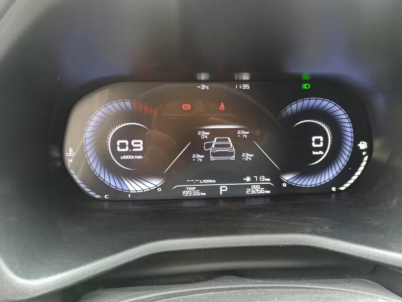 GEELY Emgrand 2023 immagine di auto #16