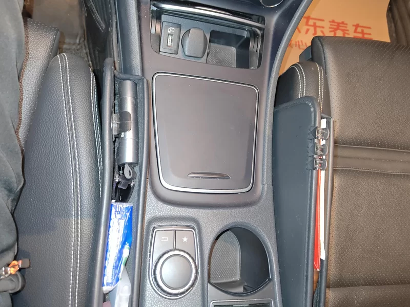 Mercedes-Benz GLA Class 2019 car image #16