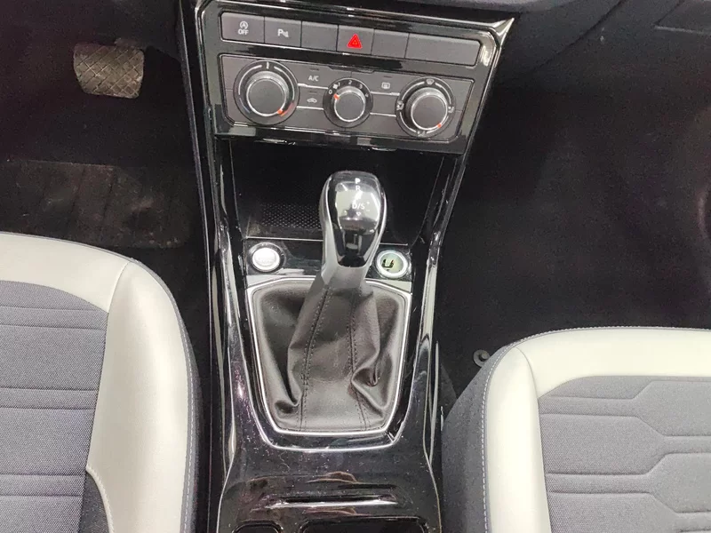 Volkswagen Tharu 2025 car image #16