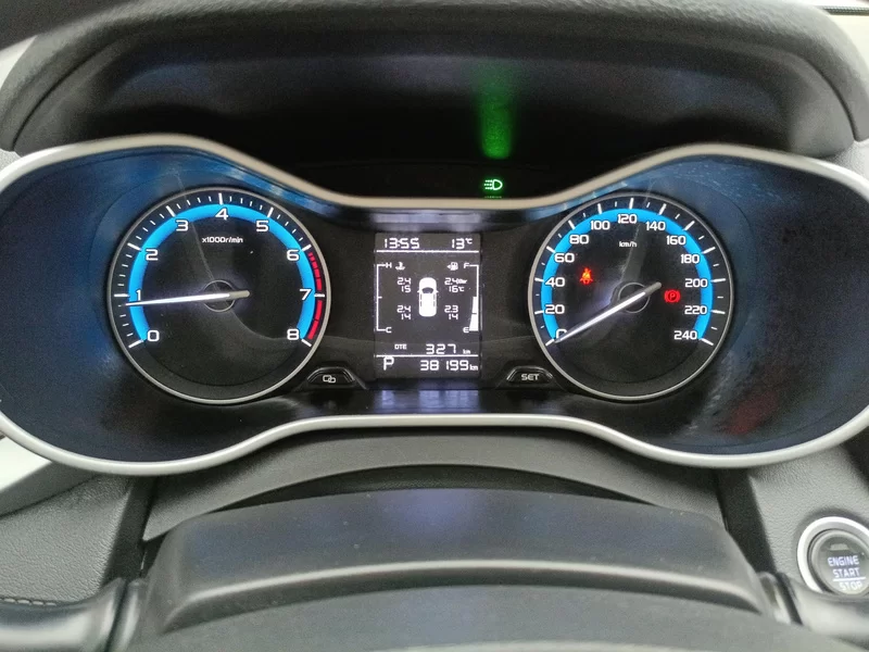 GEELY Emgrand 2020 #16 GEELY Emgrand 2020 car image #16
