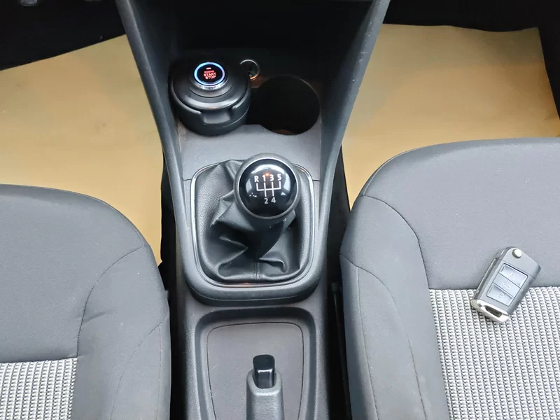 Volkswagen Polo 2014 #16 Volkswagen Polo 2014 car image #16