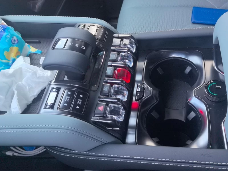 FangChengBao 2025 imagem de carro #16