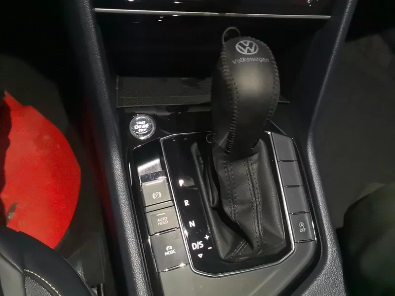 Volkswagen Tharu 2024 car image #16