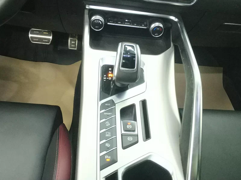 GEELY Coolray 2019 #16 GEELY Coolray 2019 car image #16
