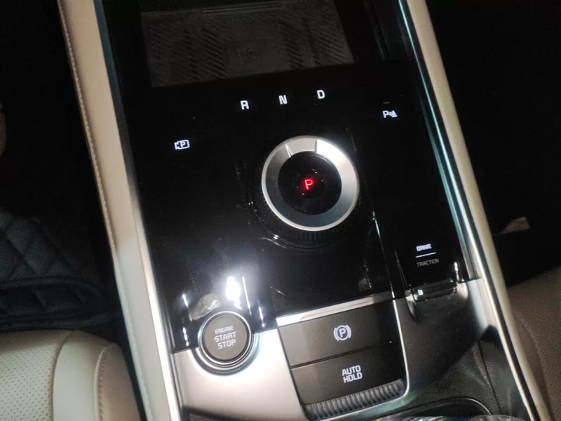 起亚 狮铂拓界 2025 汽车图片 #16