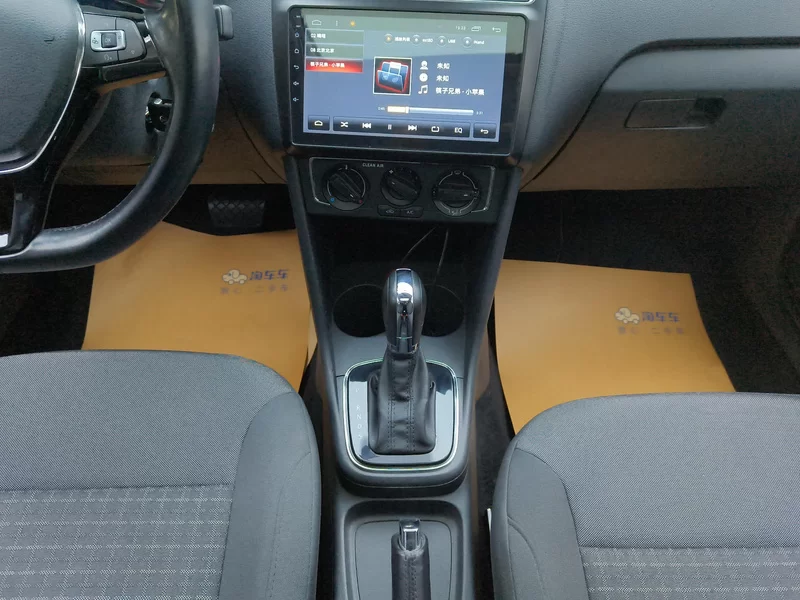 Volkswagen Polo 2017 #16 Volkswagen Polo 2017 car image #16
