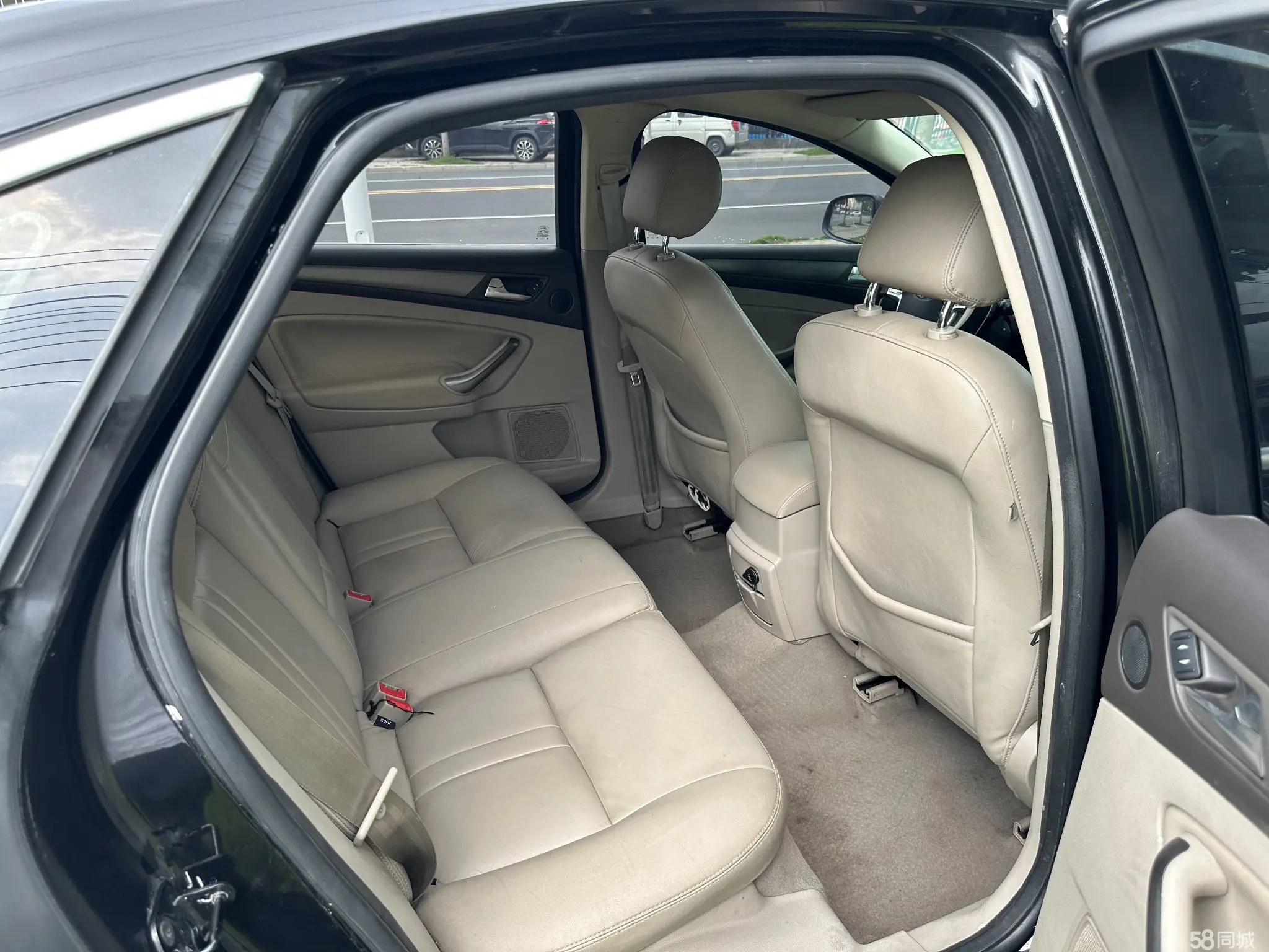 Ford Zhisheng 2013 #16 Ford Zhisheng 2013 car image #16