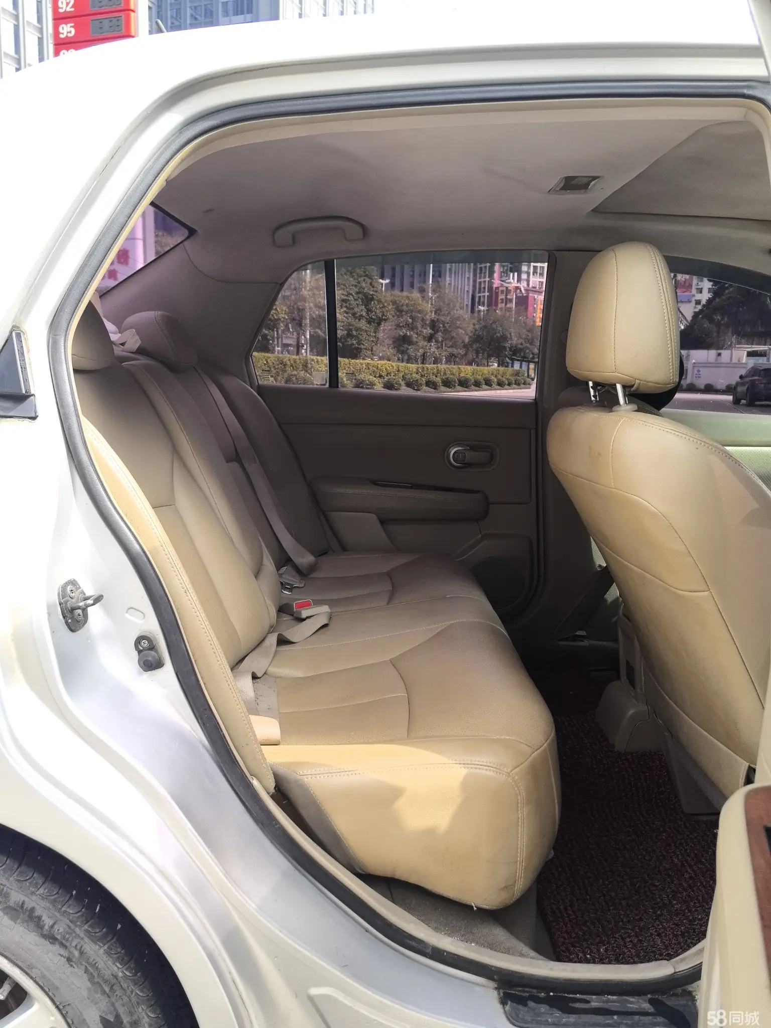 日产 颐达 2007 汽车图片 #16