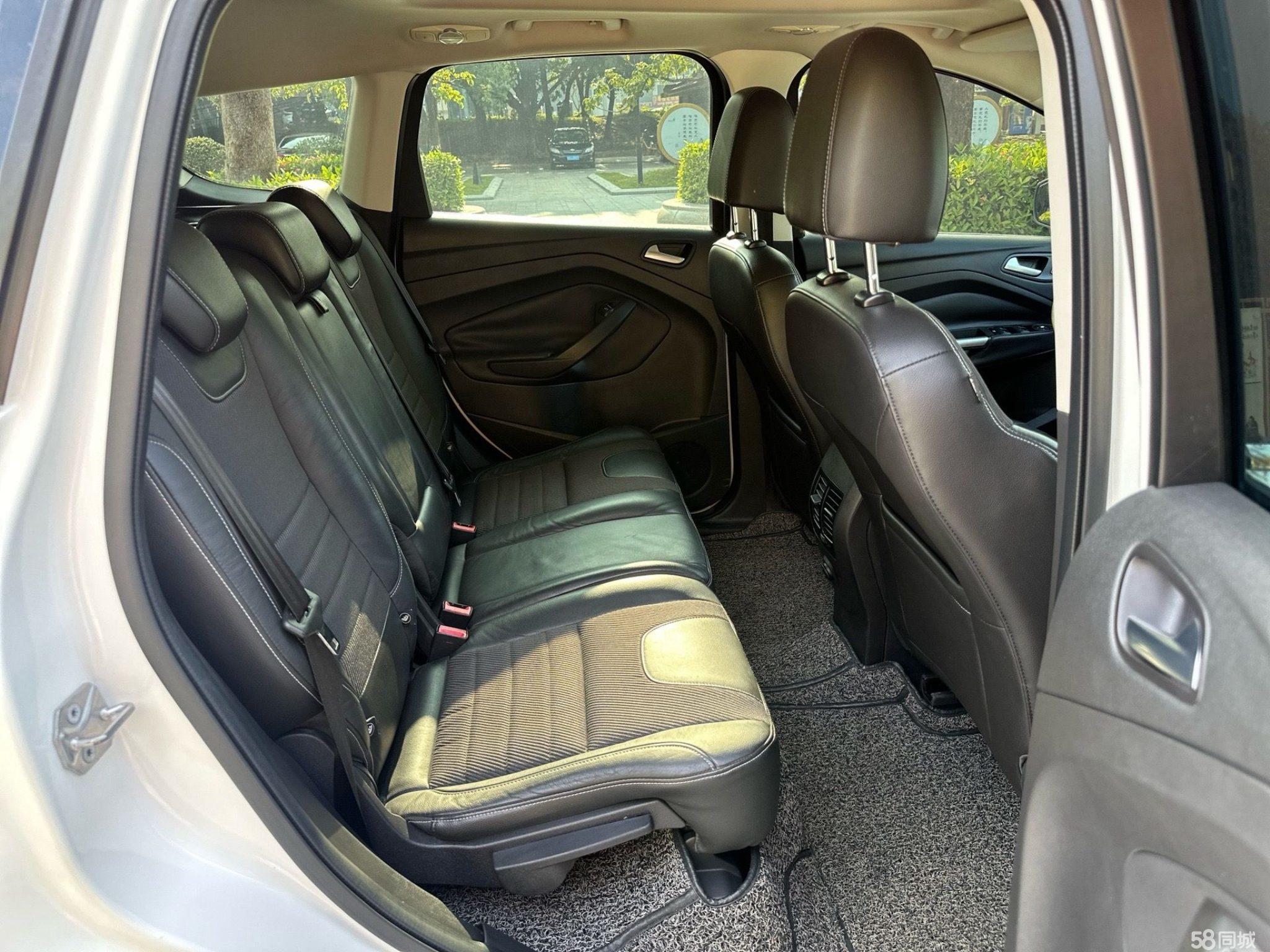 Ford Kuga 2014 car image #16