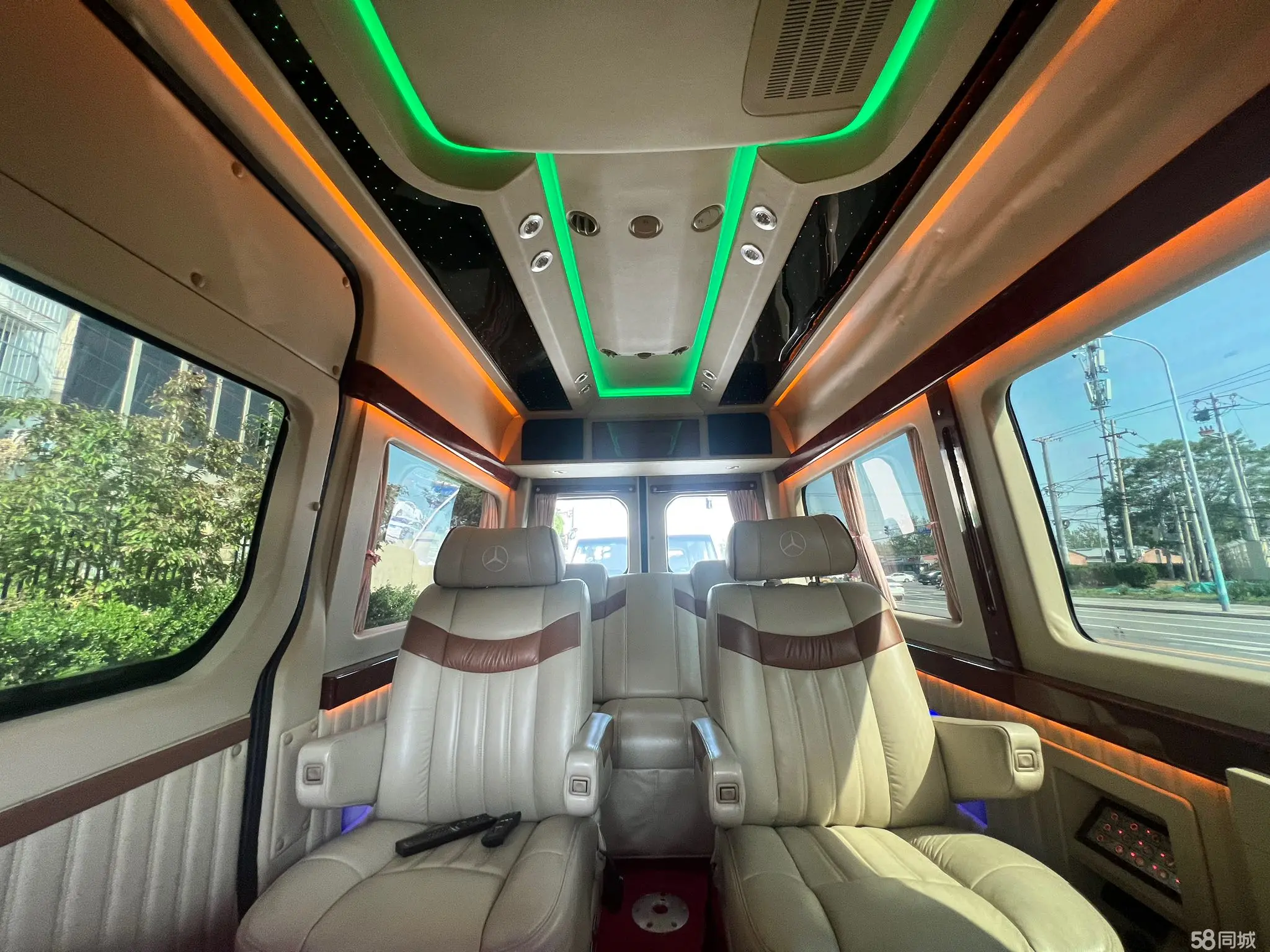 Mercedes-Benz Sprinter 2014 car image #16