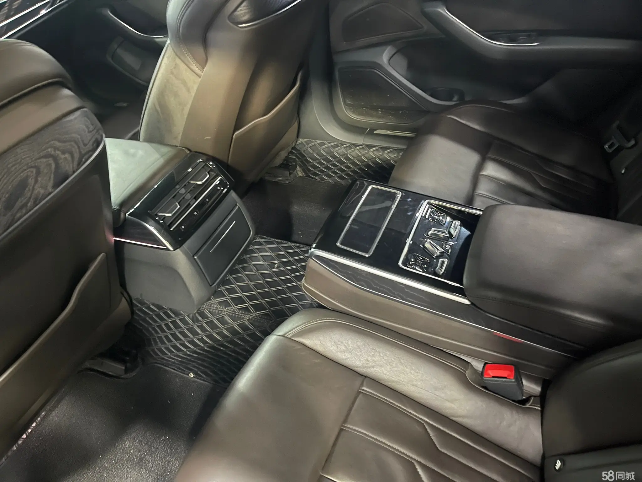 Audi A8 2019 car image #16