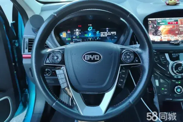 BYD Qin New Energy 2015 car image #16