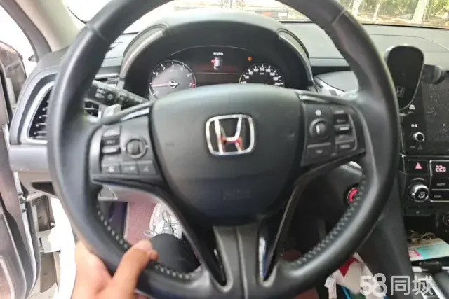 Honda Avancier 2017 صورة سيارة #16