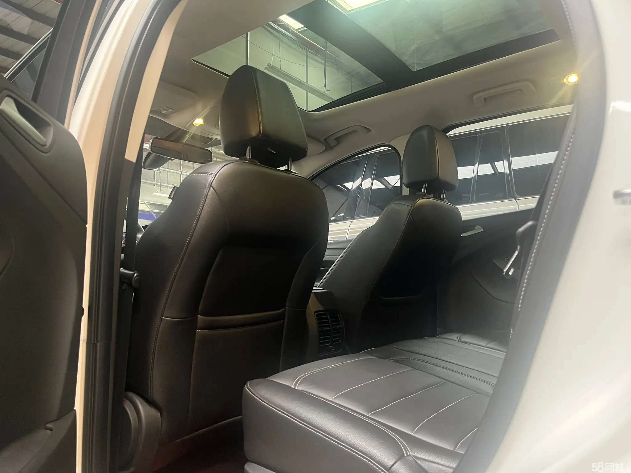 Ford Kuga 2019 #16 Ford Kuga 2019 car image #16