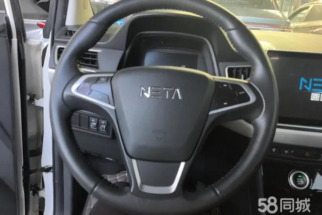 哪吒汽车 哪吒N01 2019 汽车图片 #16