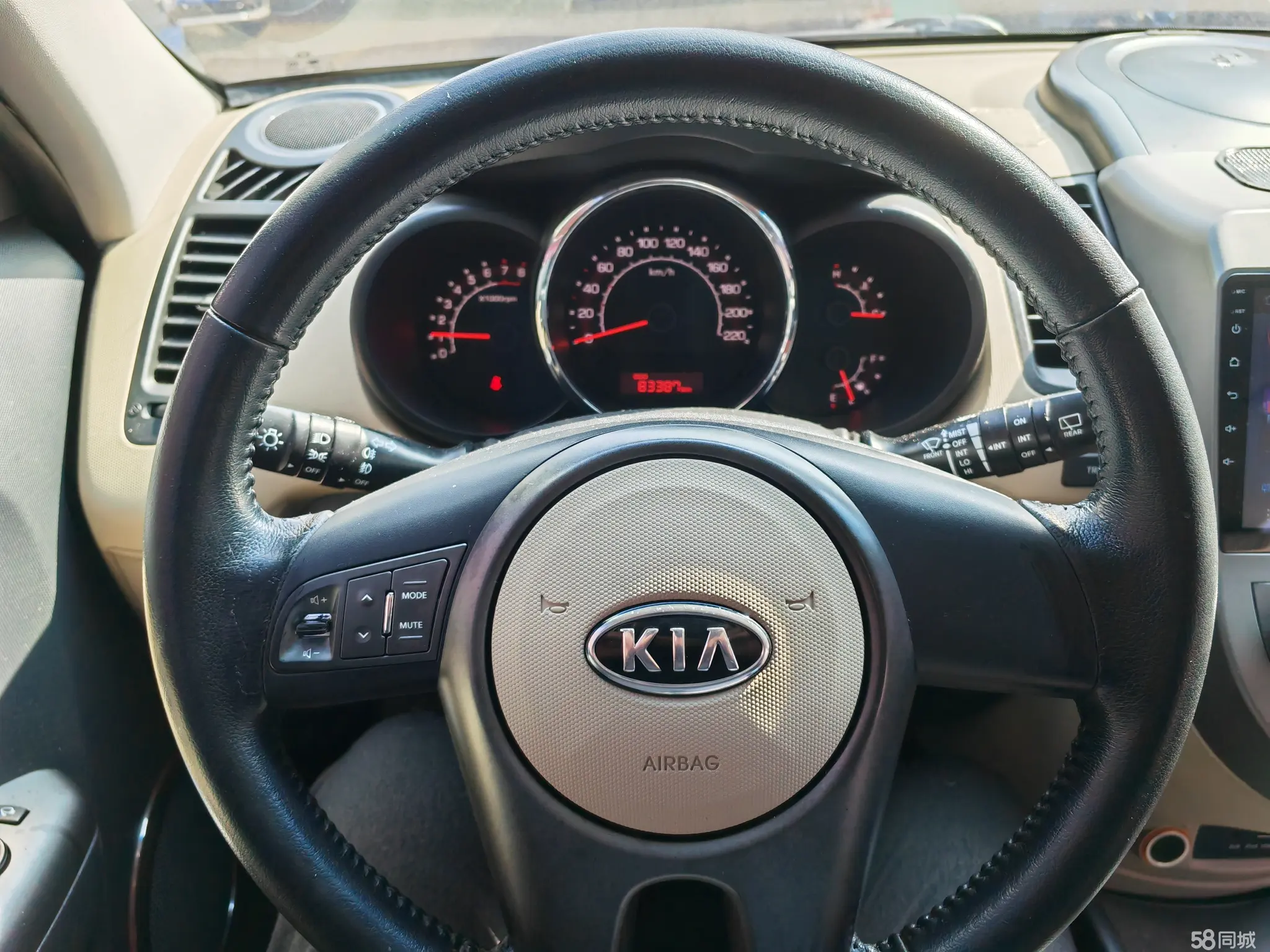 起亚 秀尔 2011 汽车图片 #16