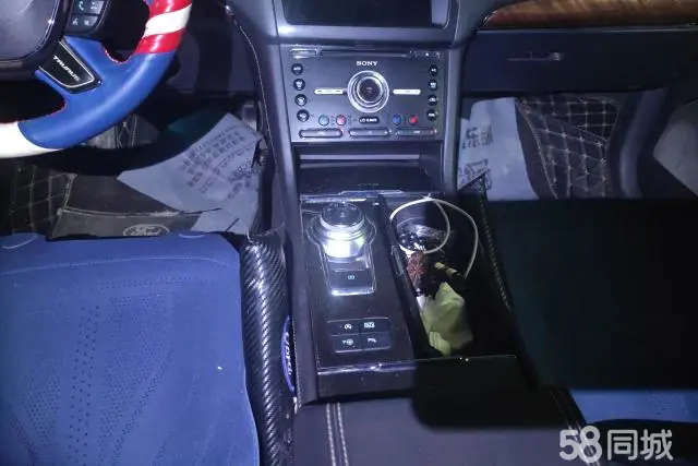 Ford Taurus 2017 car image #16