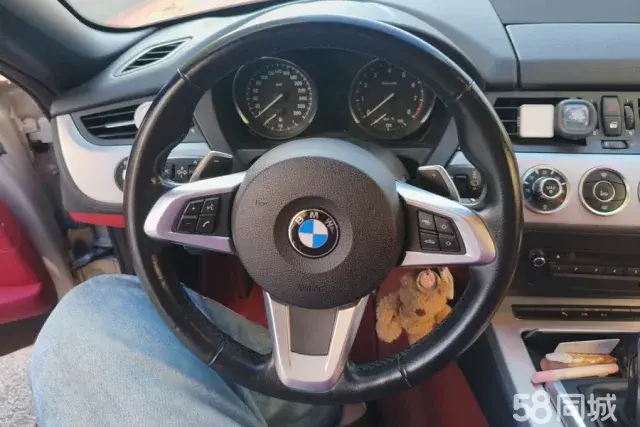 BMW Z4 2012 изображение автомобиля #16