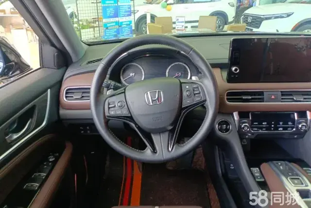 Honda UR-V 2025 #16 Honda UR-V 2025 car image #16