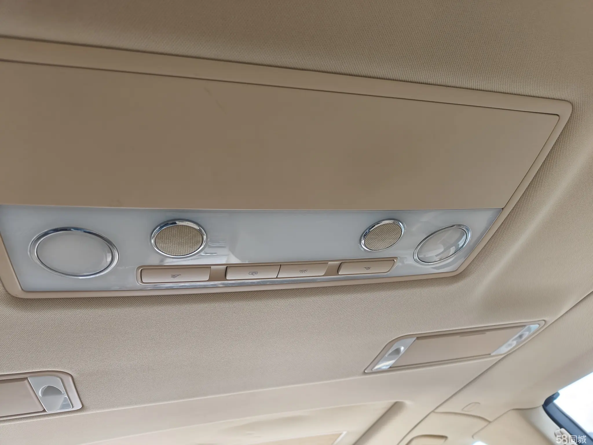 Volkswagen Pheaton 2011 immagine di auto #16