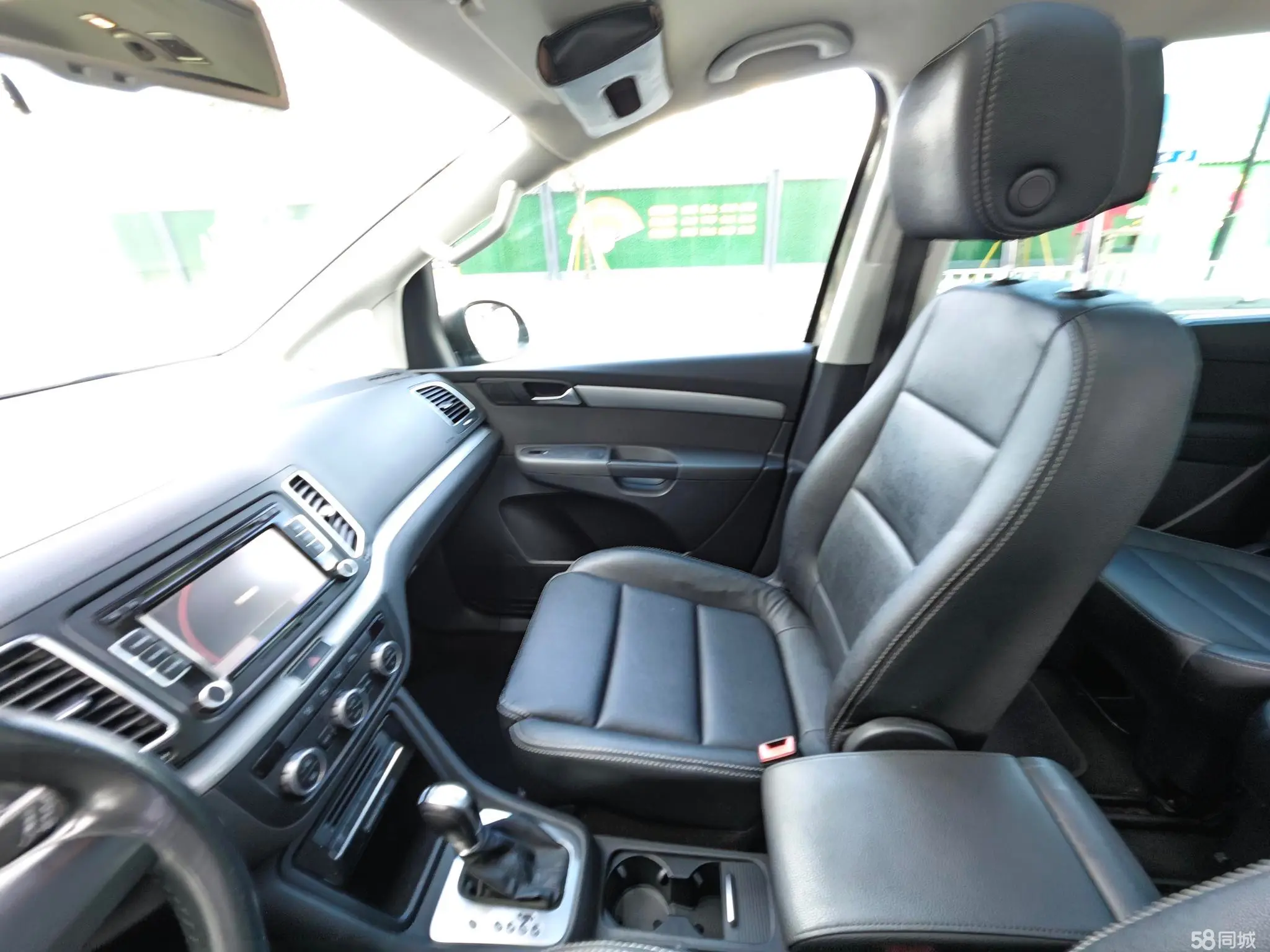 Volkswagen Sharan 2015 immagine di auto #16