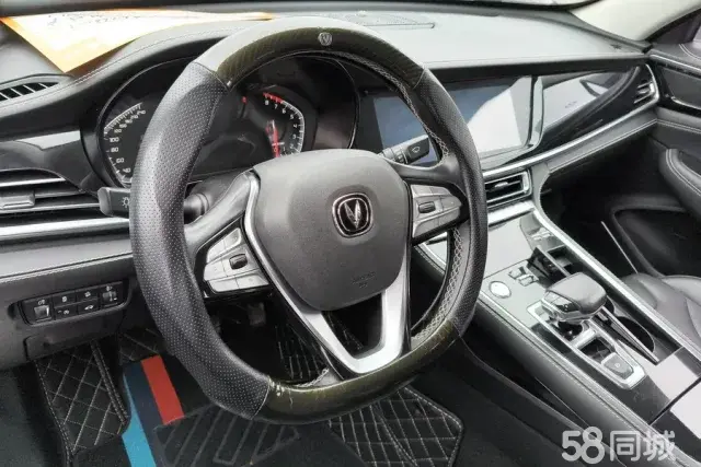 Changan CS85 Coupe 2019 car image #16