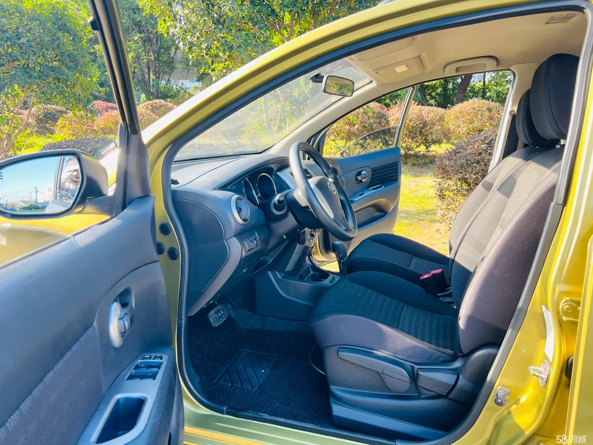 日产 骊威 2015 汽车图片 #16