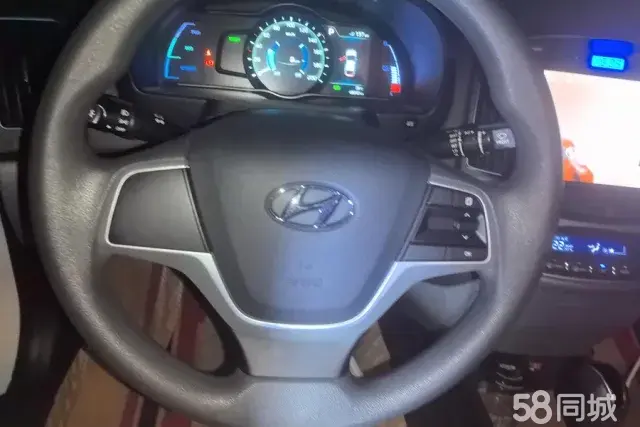 Hyundai Elantra EV 2018 #16 Hyundai Elantra EV 2018 صورة سيارة #16