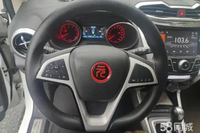 BYD Yuan 2017 صورة سيارة #16