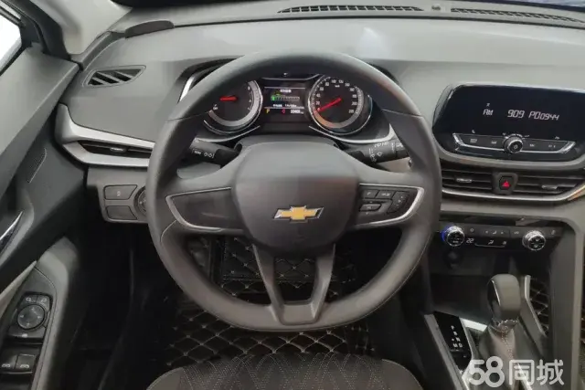 Chevrolet Orlando 2020 car image #16