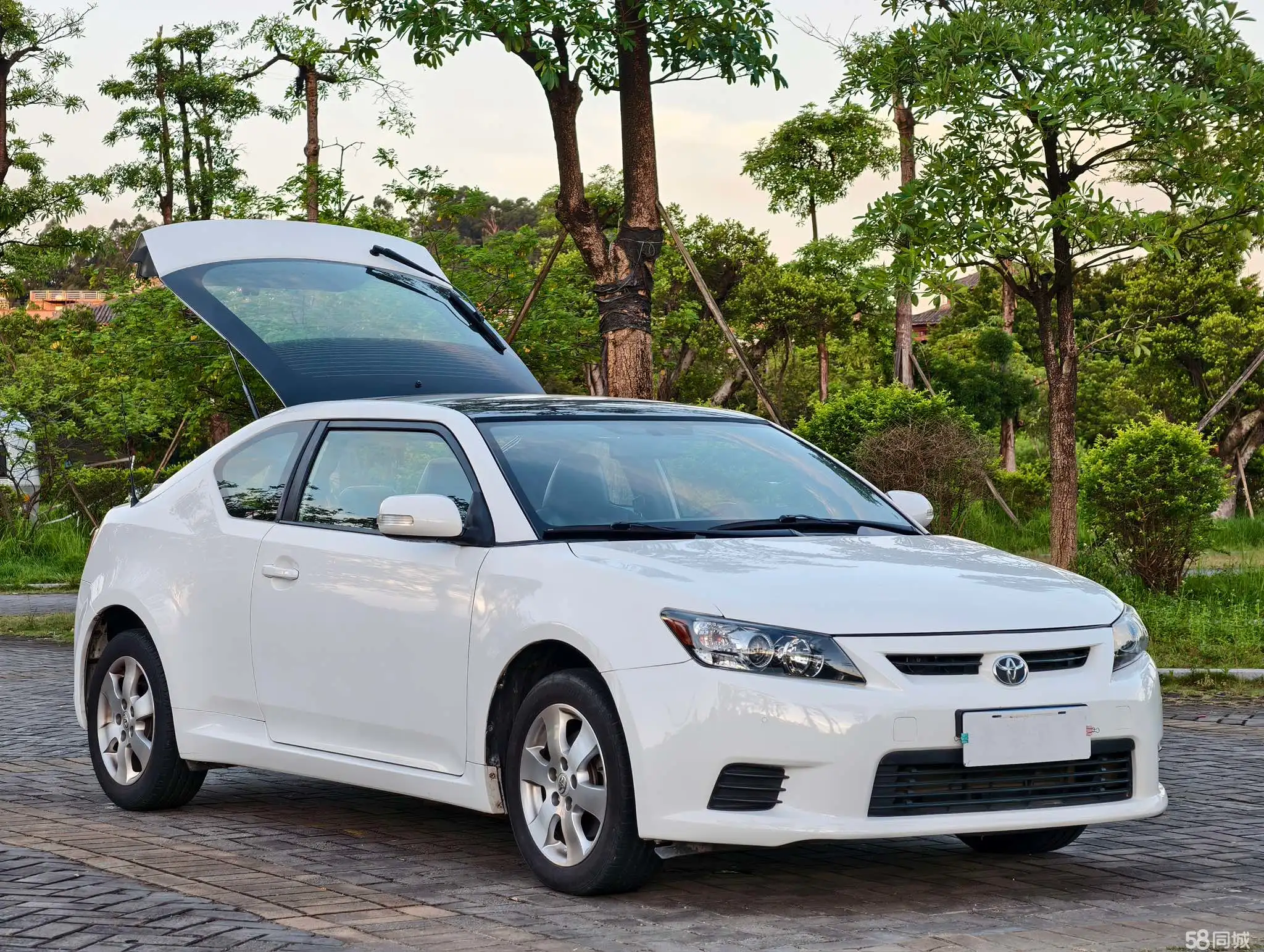 Toyota Zelas 2013 car image #16