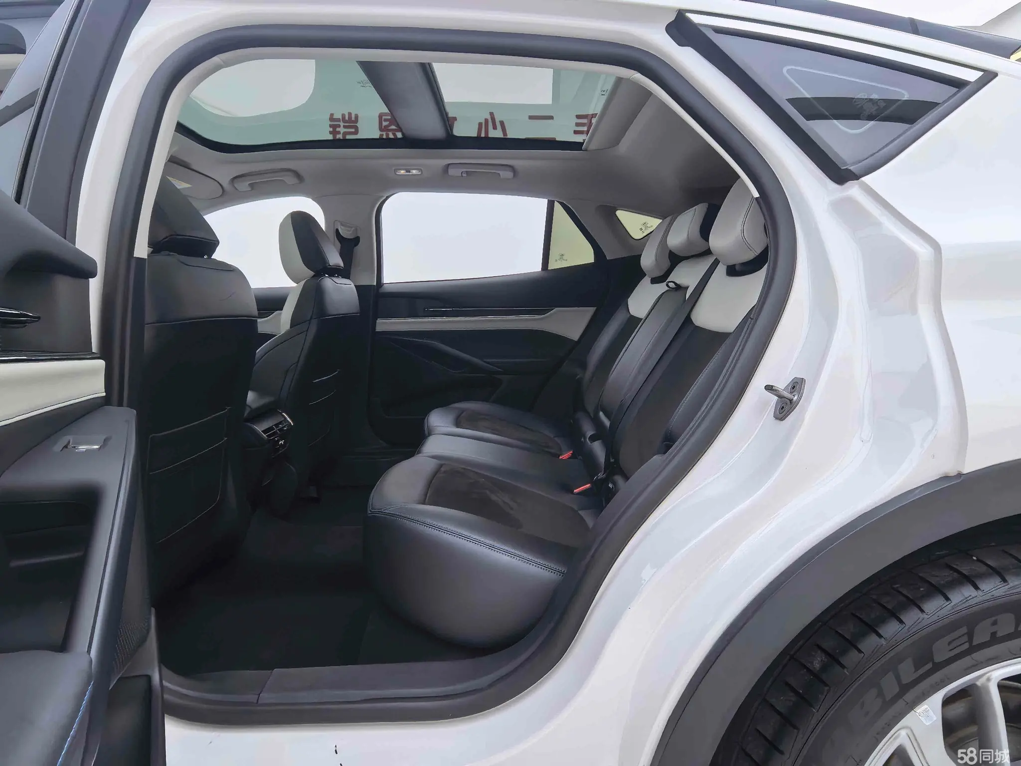 Ford Evos 2022 car image #16