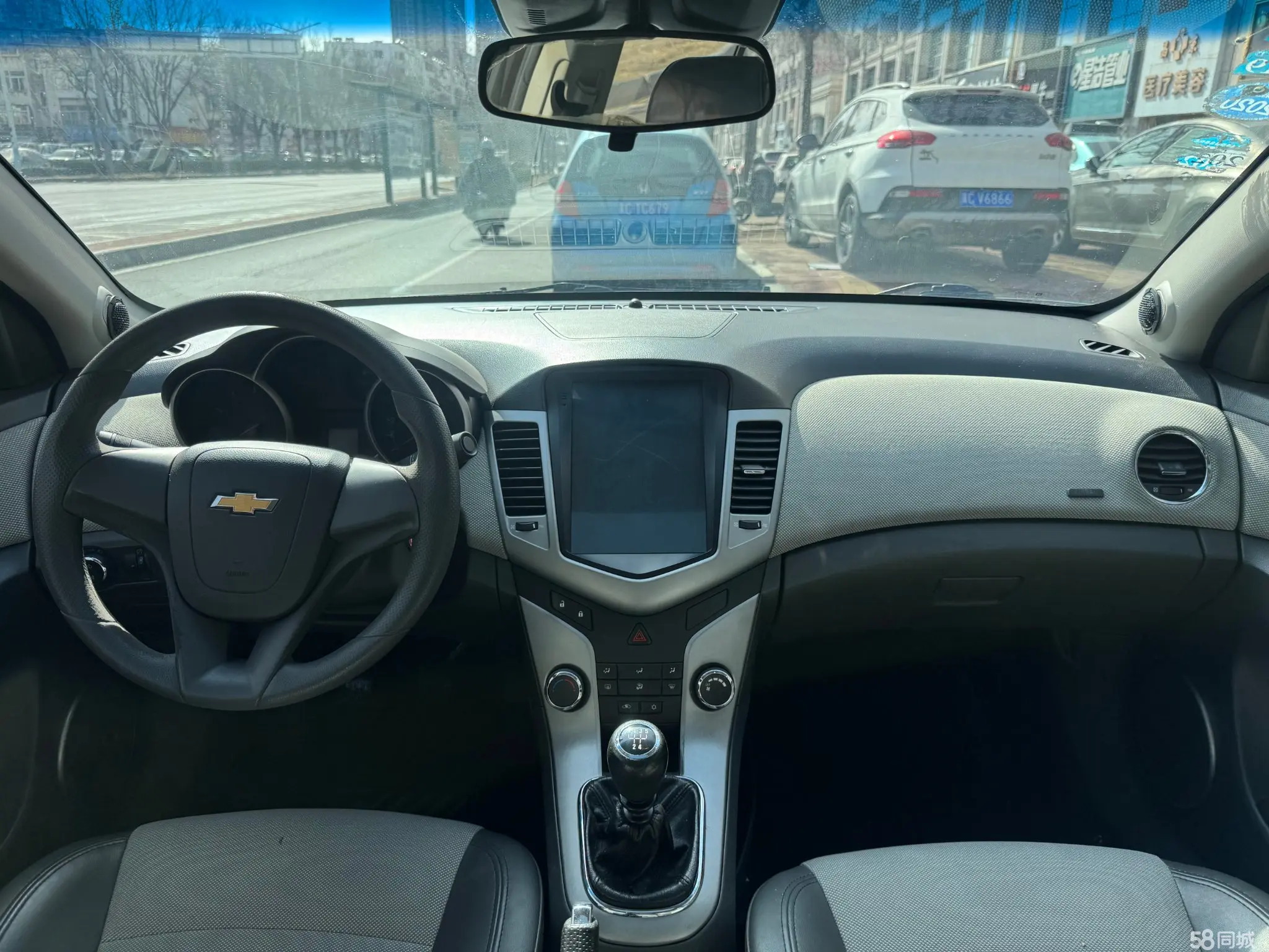 Chevrolet Cruze 2010 car image #16