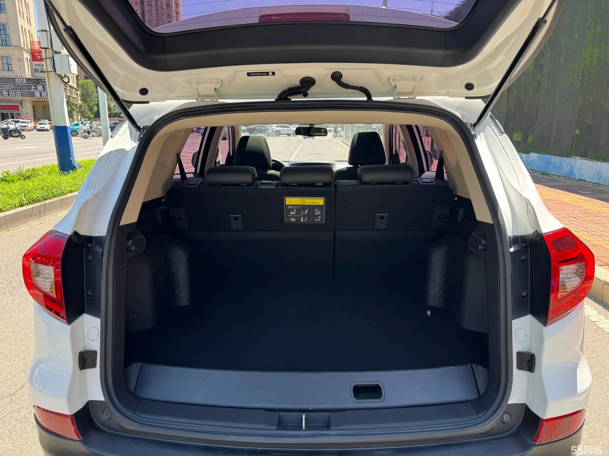 BYD Song New Energy 2018 #16 BYD Song New Energy 2018 car image #16