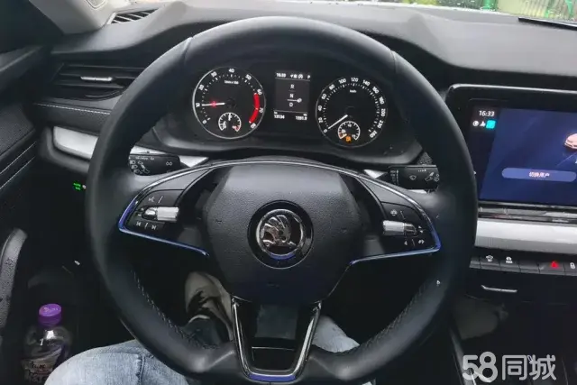 Skoda Octavia (Imported) 2024 car image #16