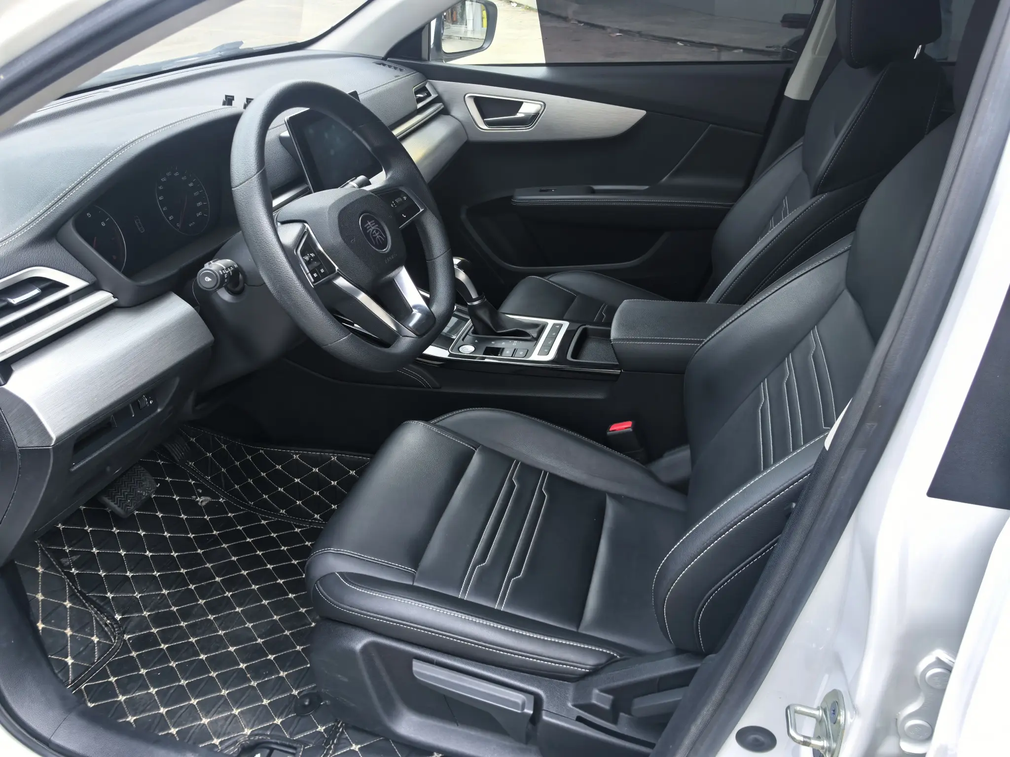 BYD Qin 2021 #16 BYD Qin 2021 car image #16