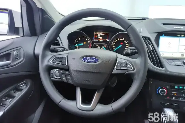 Ford Kuga 2017 car image #16